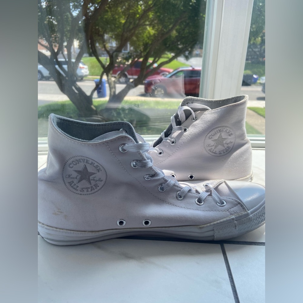 white / silver  high top converse women’s 9.5